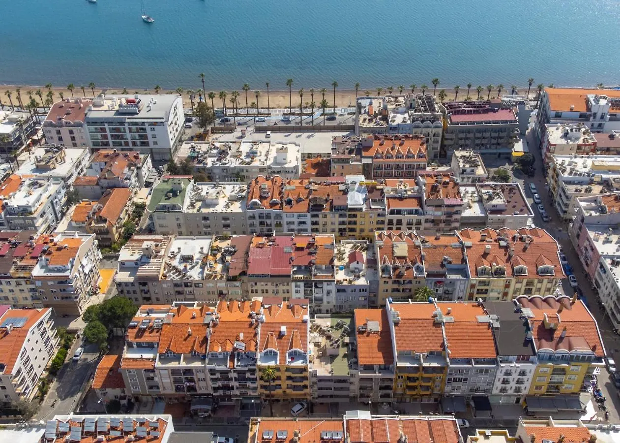 Ezgi'S Apartment With Private Garden In Marmaris