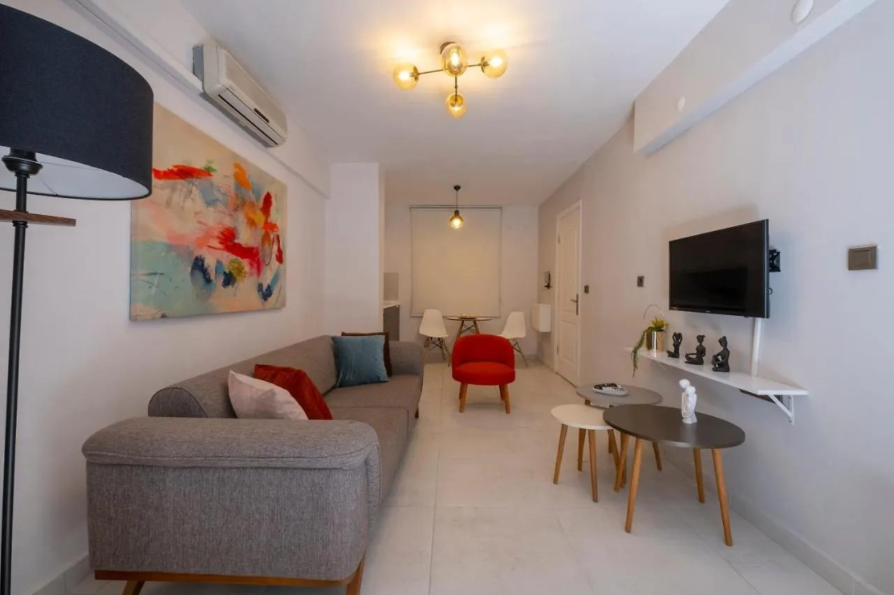 Ezgi'S Apartment With Private Garden In Marmaris 0*,