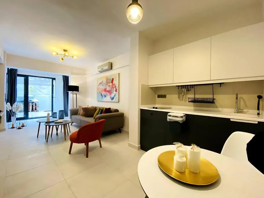Ezgi'S Apartment With Private Garden In Marmaris