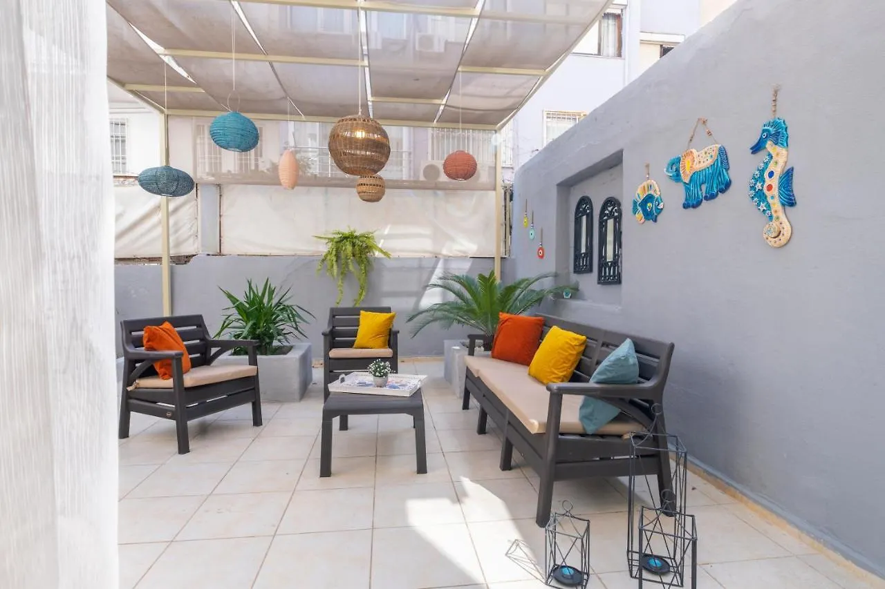 Ezgi'S Apartment With Private Garden In Marmaris